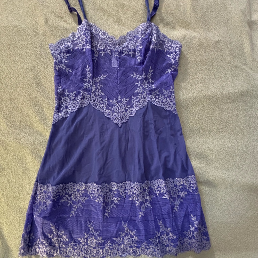 Wacoal Lavender Lace Chemise